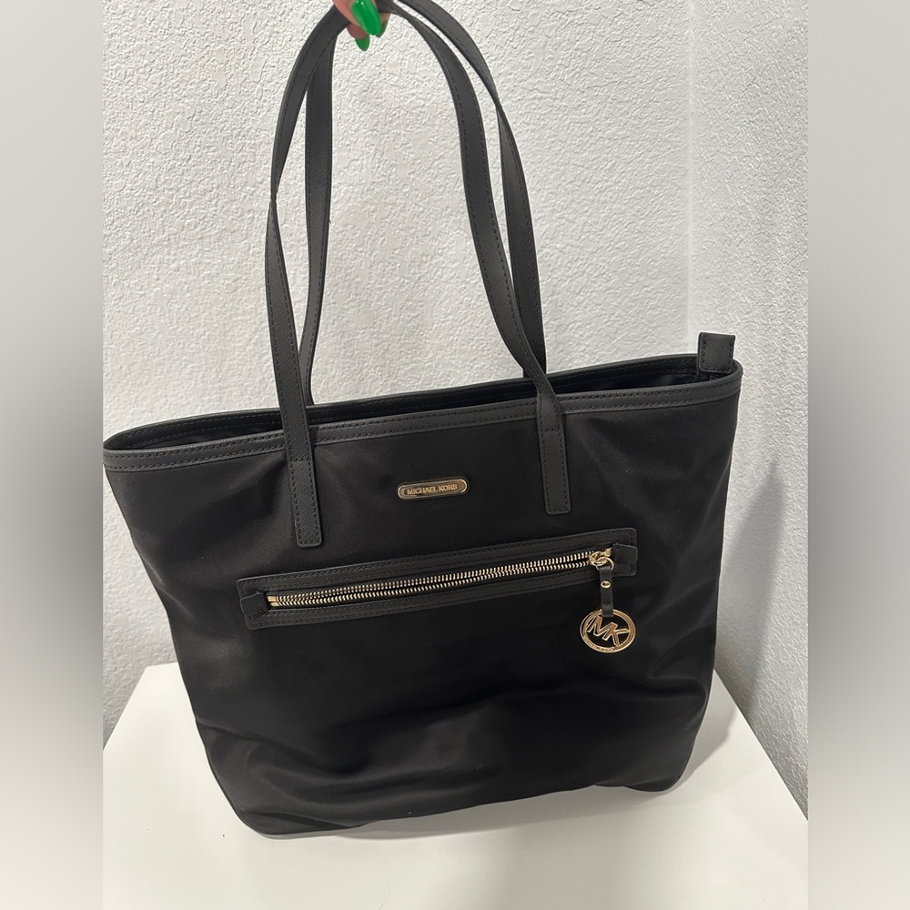 Michael Kors Bag - Never Used